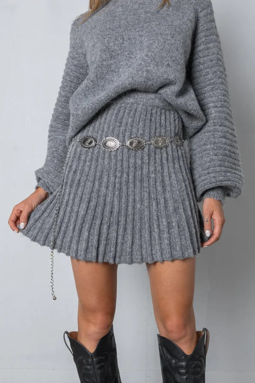 Weston™TM| Eleganter Pullover und Nina-Plissee-Rock